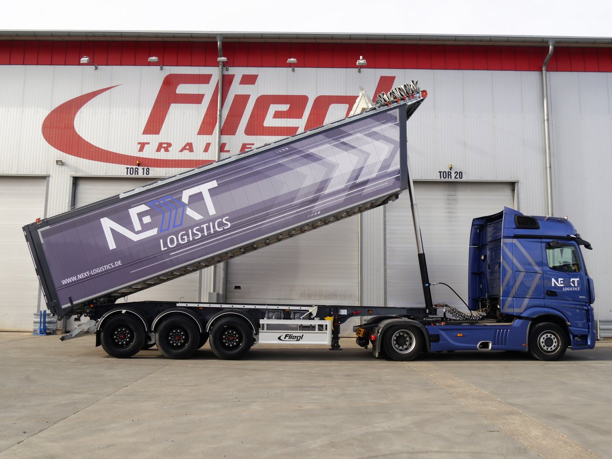 Light and robust the tipper trailer with aluminum body Fliegl